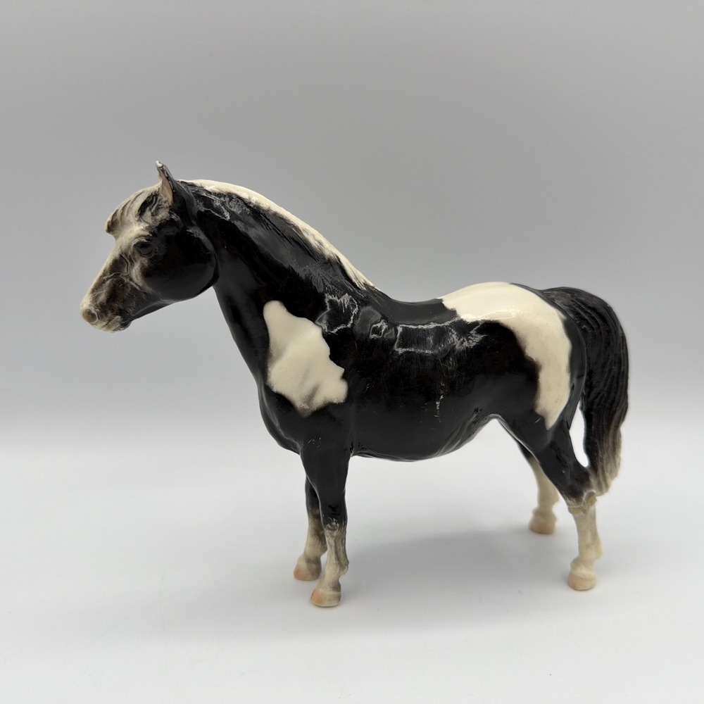 Vintage Breyer Horse #21 Shetland Pony Black White Glossy Pinto Bald Face Figure